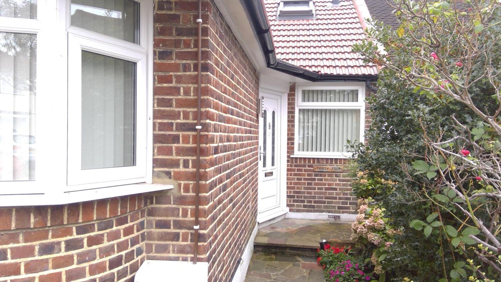 Luxury London Ensuite Double Room, Park Free, Tram-Train! Mitcham Exterior photo